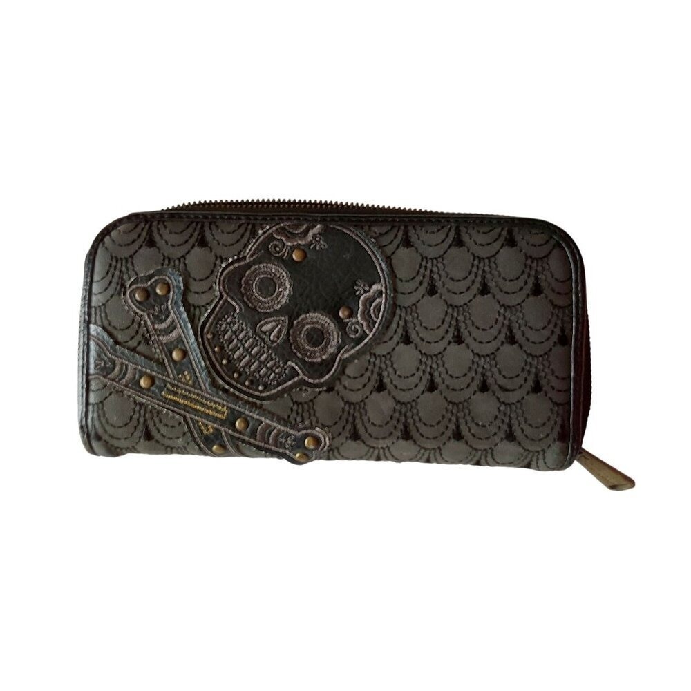 Loungefly Skull Crossbones Scallop Zip Around Wallet Black Gothic Rockabilly